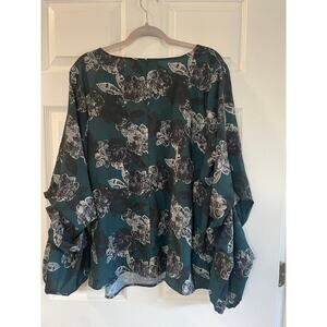 Eloquii floral print long sleeve top. Size 18